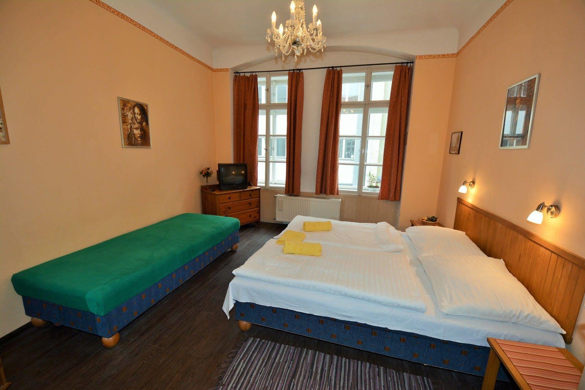 Mila Apartments Prague Exterior photo